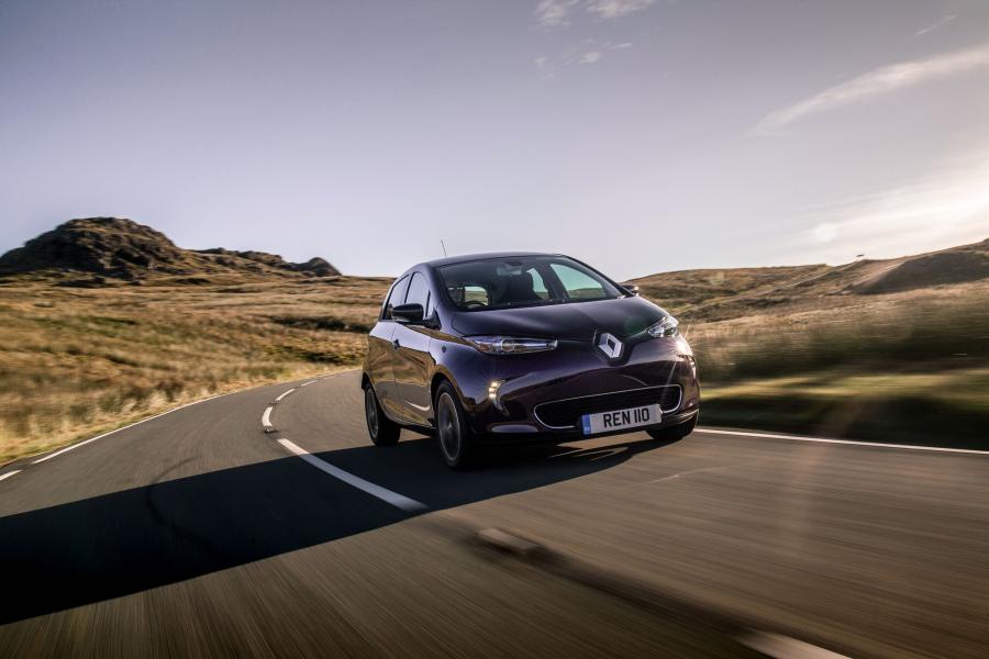  Renault Zoe Z.E. 40 R110 2018 года  (UK) (фото 6 из 32)